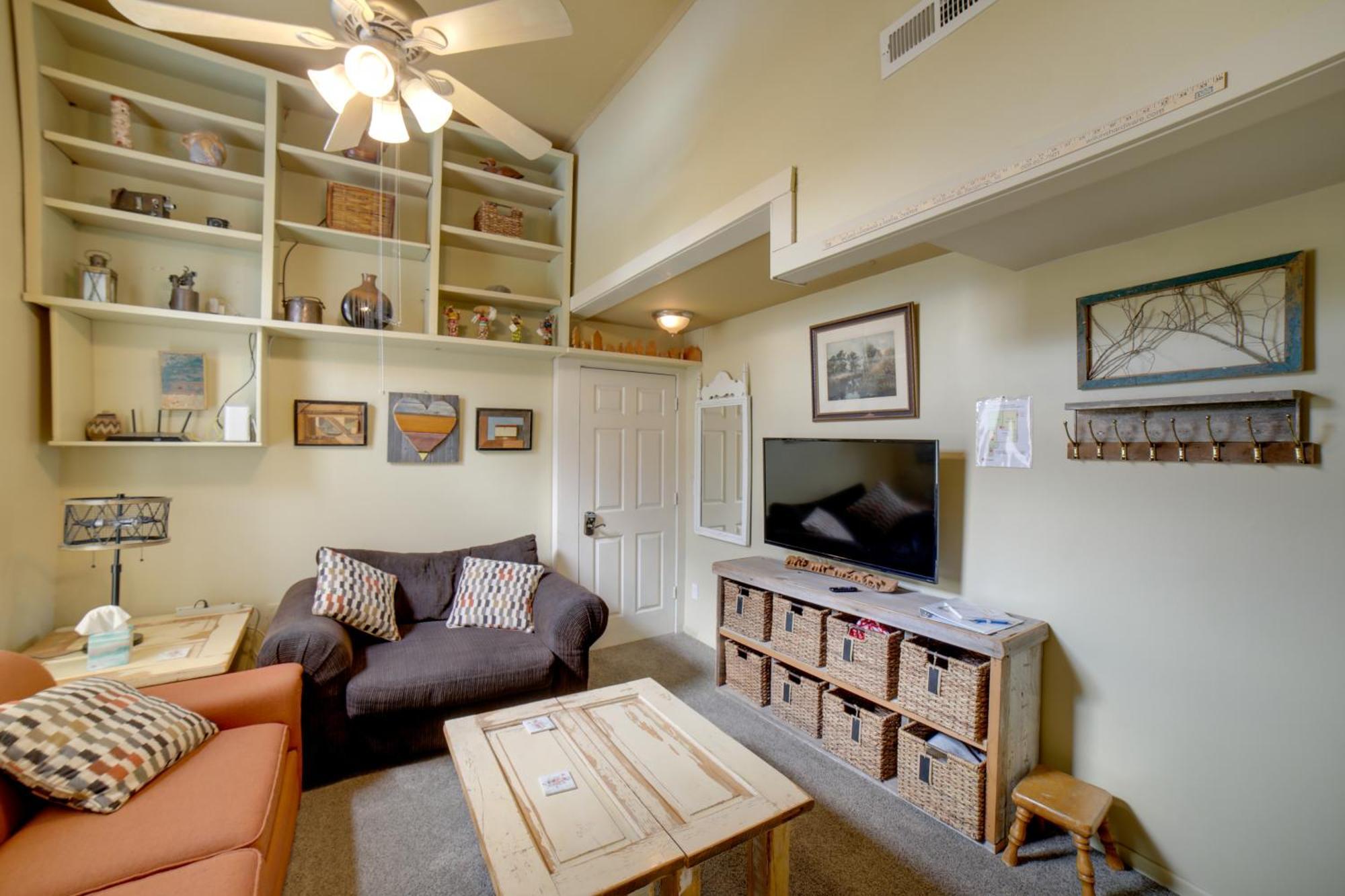 Walk To Water St And River Quaint Saugatuck Apt Exterior photo