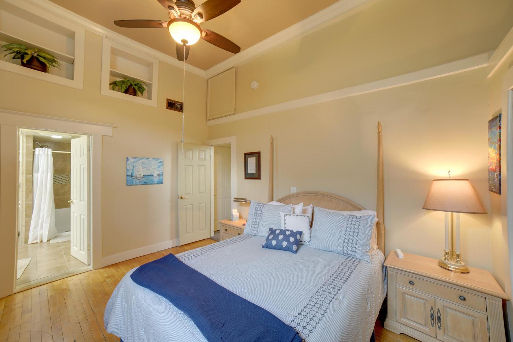 Walk To Water St And River Quaint Saugatuck Apt Exterior photo
