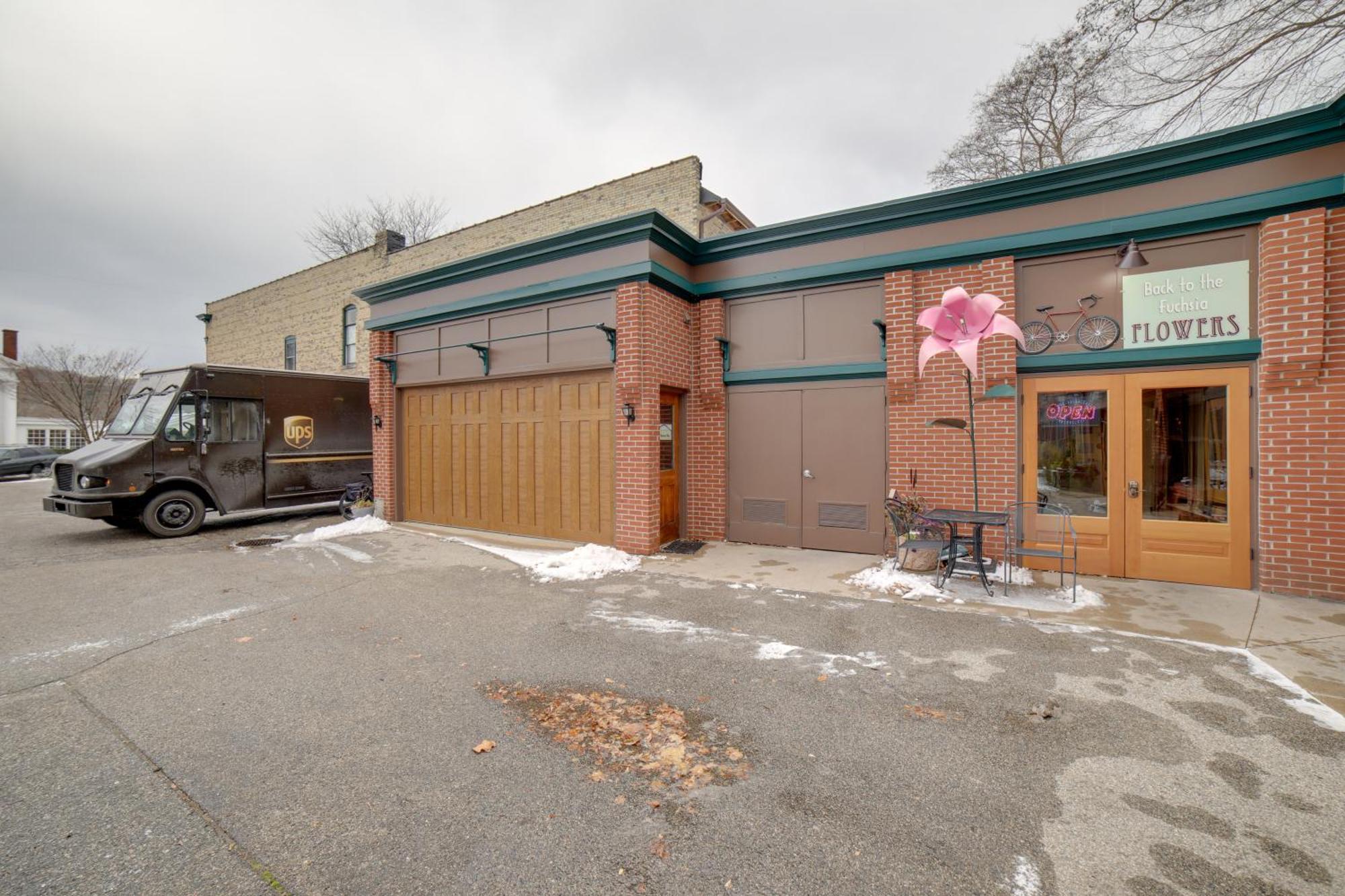 Walk To Water St And River Quaint Saugatuck Apt Exterior photo