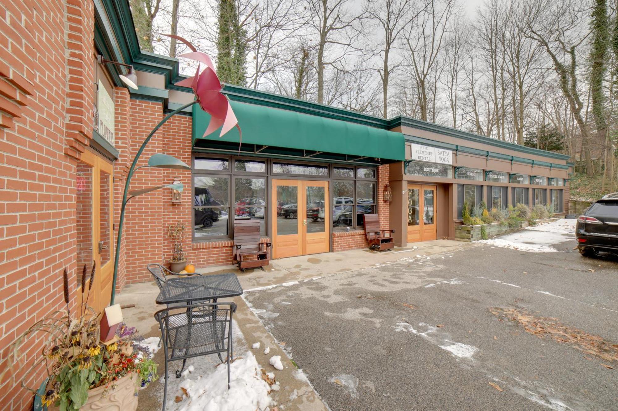 Walk To Water St And River Quaint Saugatuck Apt Exterior photo